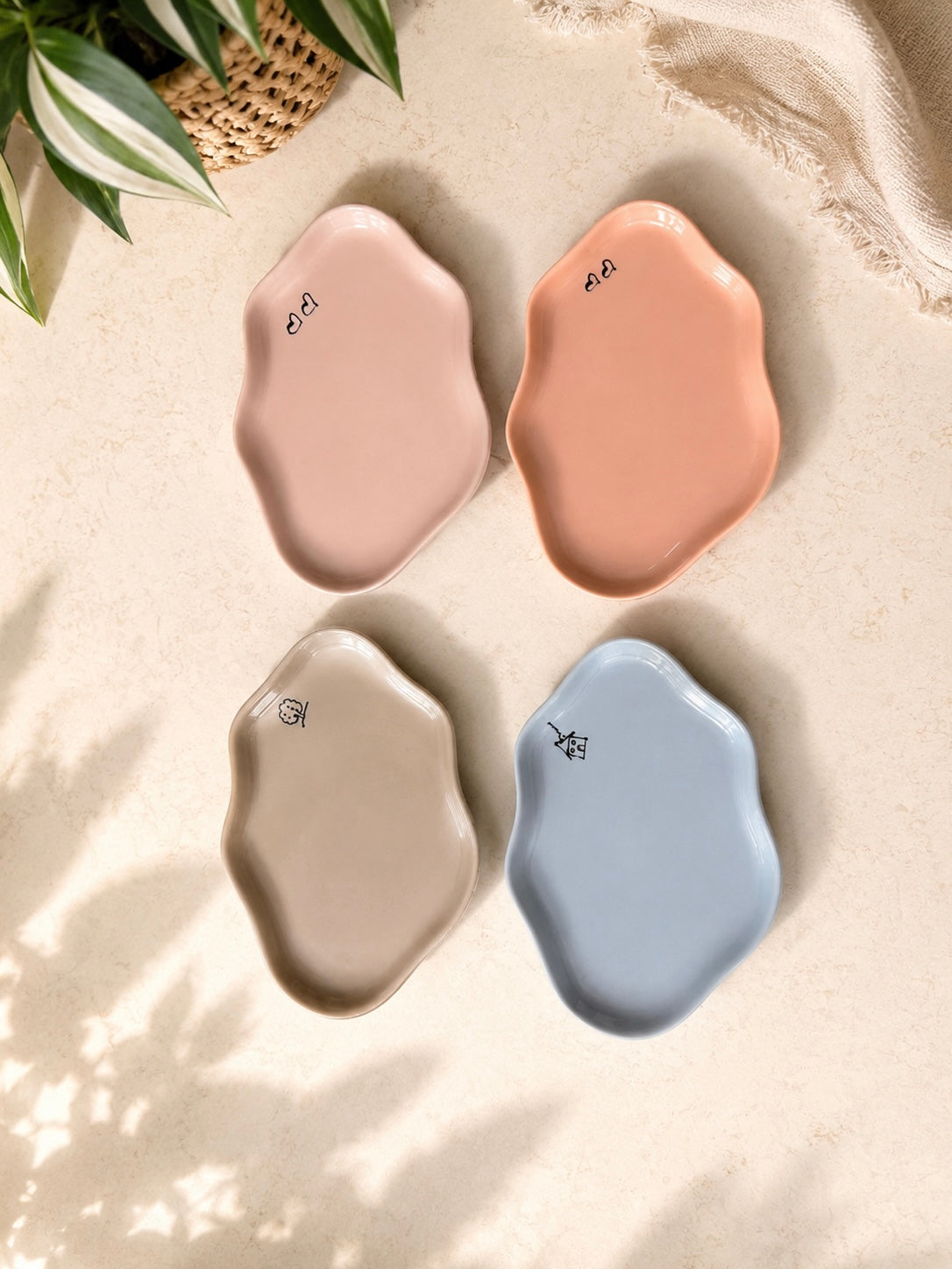 Pebble Plates