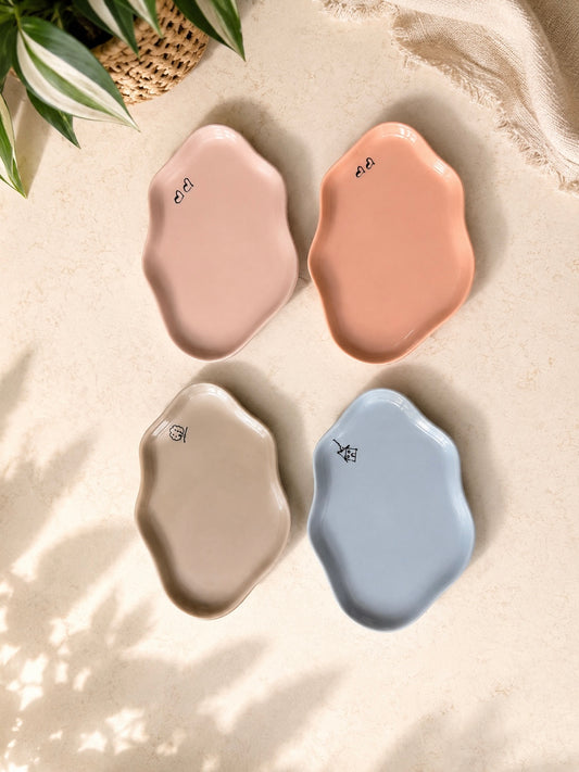 Pebble Plates