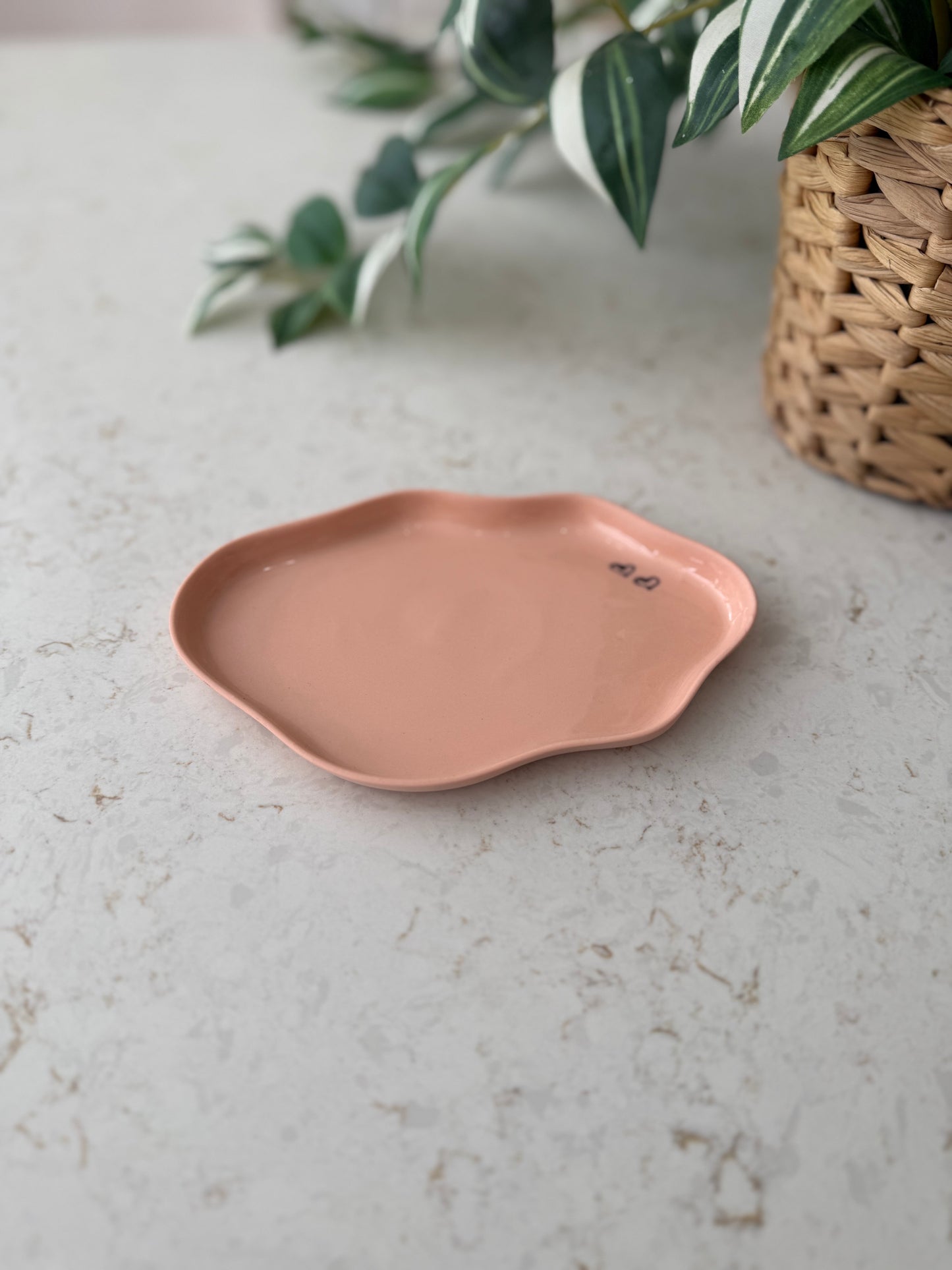 Pebble Plates